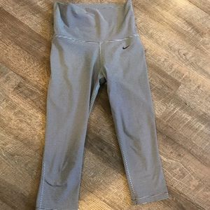 Nike crop striped leggings size small